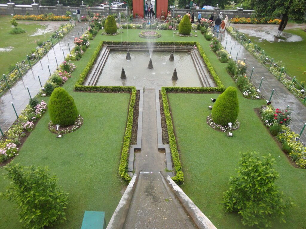 Nishat Bagh Mughal garden overlooking Dal Lake, Srinagar